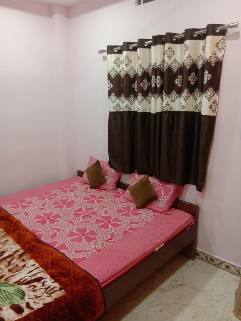 Shanti Guest House Ujjain Exterior foto